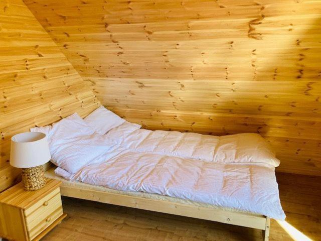 Kalinowy Sad Domki Z Jacuzzi I Sauna Mikołajki Bagian luar foto