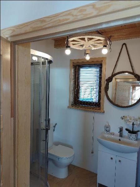 Kalinowy Sad Domki Z Jacuzzi I Sauna Mikołajki Bagian luar foto