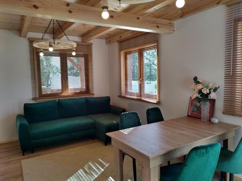Kalinowy Sad Domki Z Jacuzzi I Sauna Mikołajki Bagian luar foto
